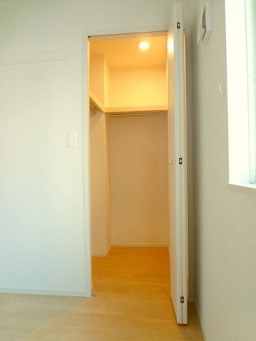 インペリアル上鶴　Ⅱの収納