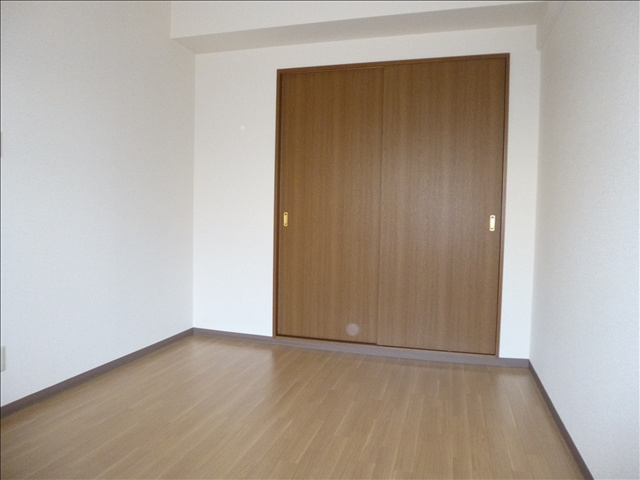 レージュグリーンの内装|北側洋室