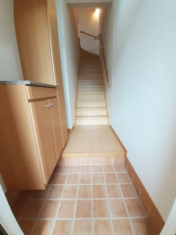 ラルジュ　ガーデン　Ⅱの玄関