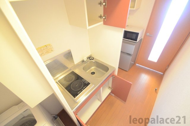 レオパレスレユール大和のキッチン|実際と異なる場合がございます。