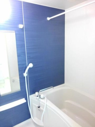 ＣＲＥＳＣＥＮＴの浴室