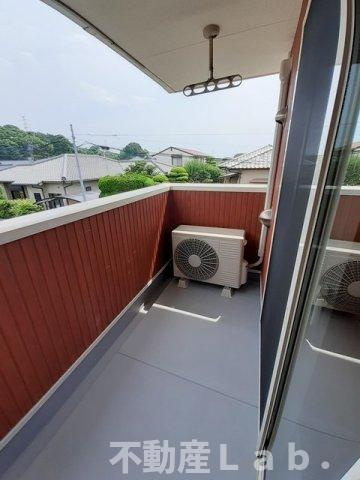 デリス　シャルマンのバルコニー