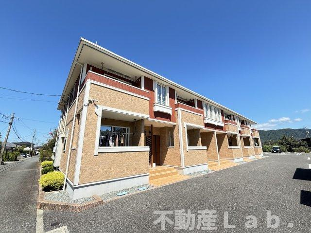 デリス　シャルマン