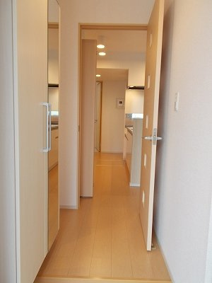 イースト　ワン　ハルズの玄関