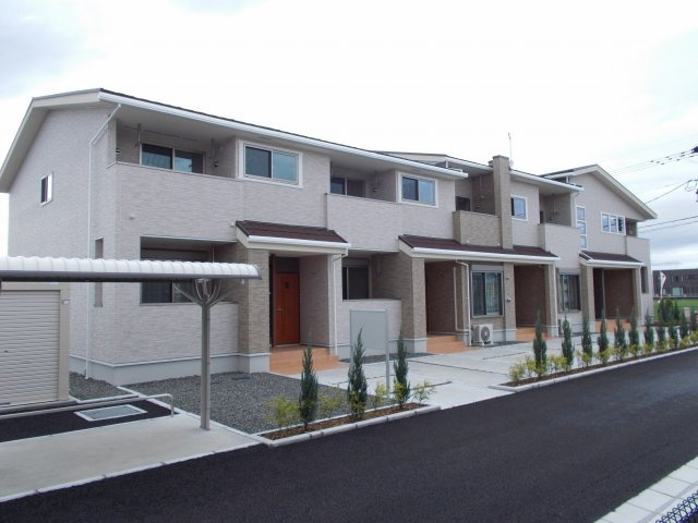 イースト　ワン　ハルズの外観