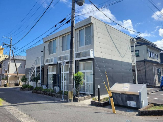 レオパレスフローラの外観