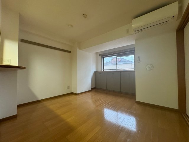 ユーザンコートの居間・リビング