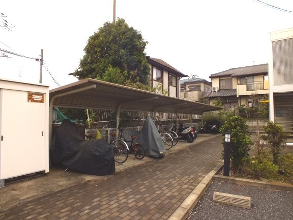 レオパレスシャトーＢのその他|駐輪場