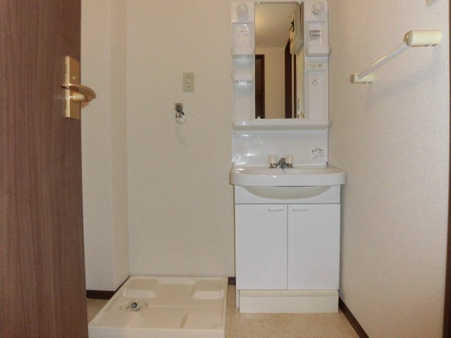 竹花ビルの独立洗面台