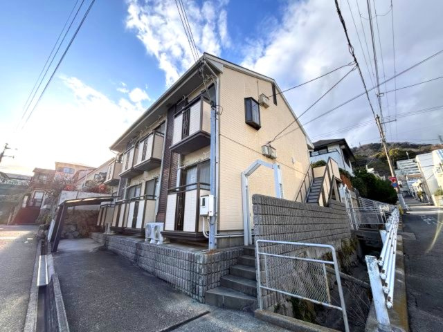 コスモハイツ高尾の外観