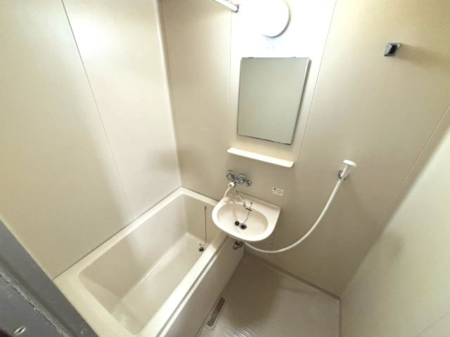 コスモハイツ高尾の浴室