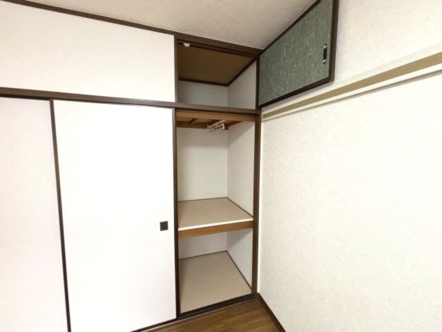 コスモハイツ高尾の収納