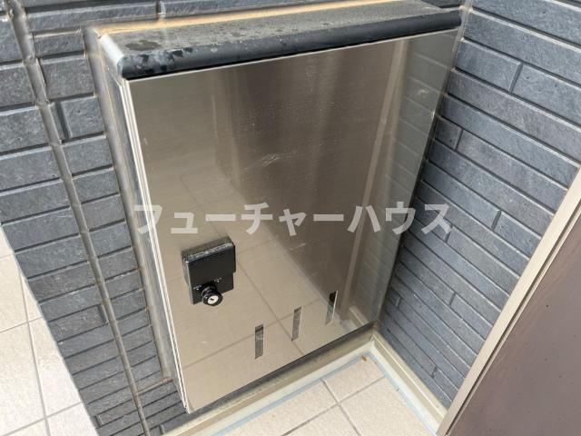 Ｌ`Ａｚｕｒ（ラジュール）の設備|宅配ボックス（イメージ）