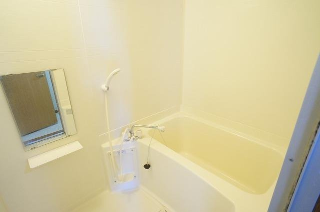 サニーガーデンの浴室