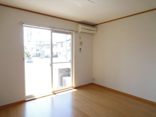 リバーサイドヒルズの居間・リビング