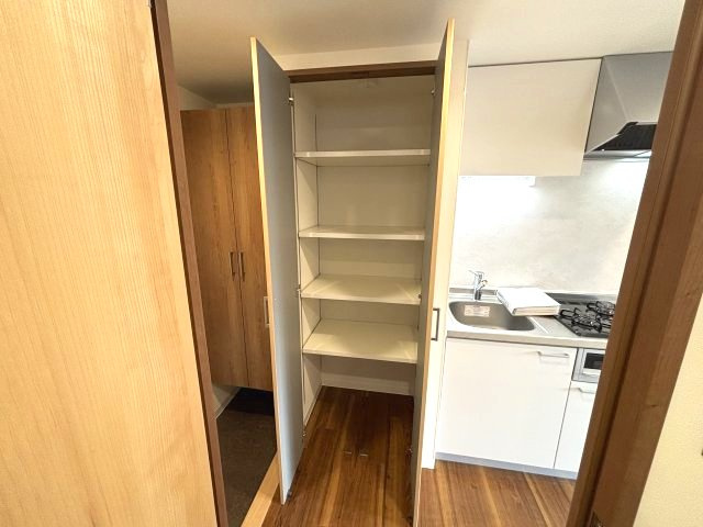 シャロン灘の収納