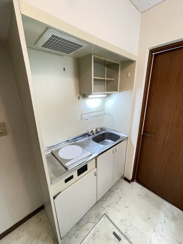 ＶＡＬＯＲＥ住吉Ⅱのキッチン