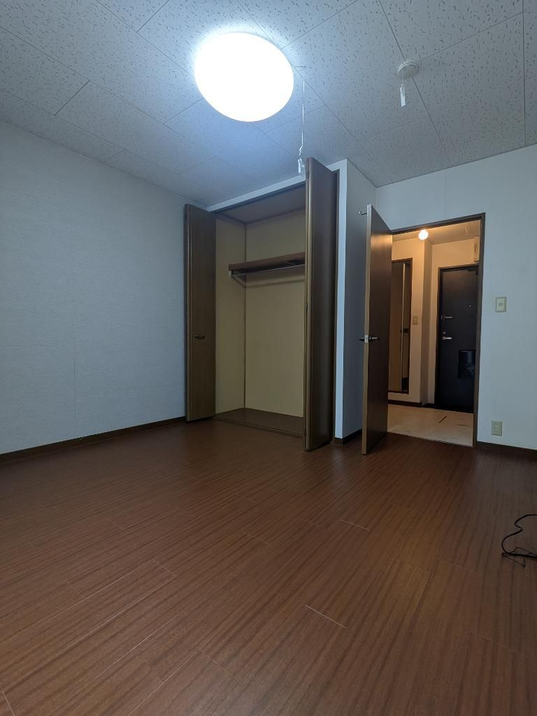 ＶＡＬＯＲＥ住吉Ⅱの寝室