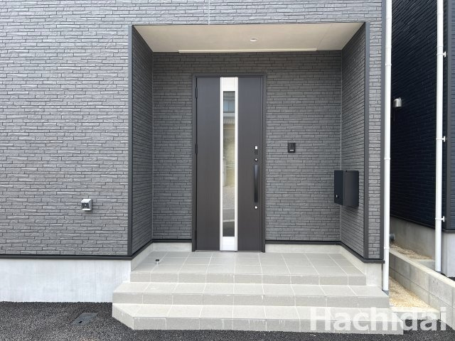 高浜市稗田町第7　新築分譲住宅＜2号棟＞のエントランス