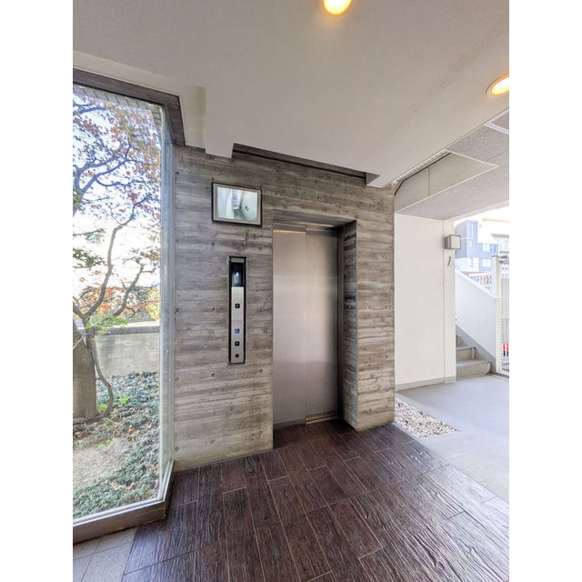 エミリブ下落合のその他共用部分|エレベーター