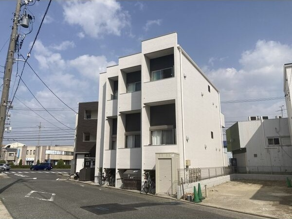エクスクルーシヴ高畑　バイクOK