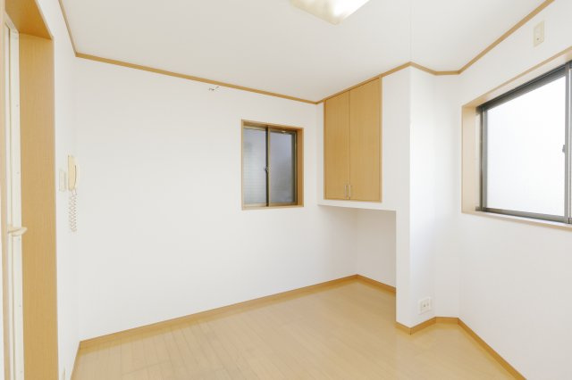 サンコーポの洋室