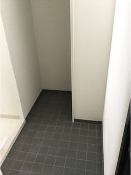 G style栄東の玄関
