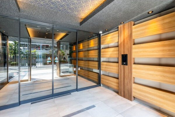S-RESIDENCE今池arcanaのエントランス