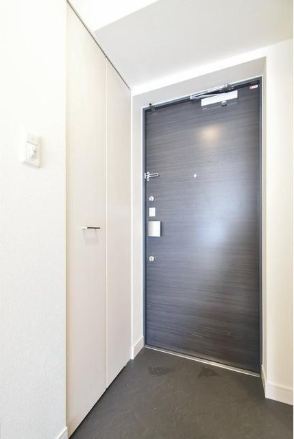 アドバンス名古屋モクシーの玄関