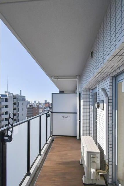 アドバンス名古屋モクシーのバルコニー
