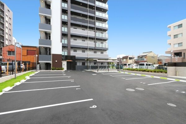 S-RESIDENCE浄心Ⅱ　★内見できます!の駐車場