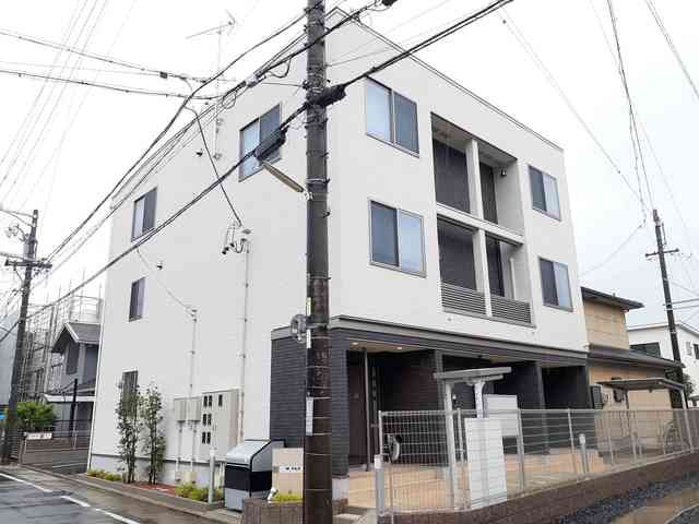 Ｍ．ＰＡＸ（エム．パークス）