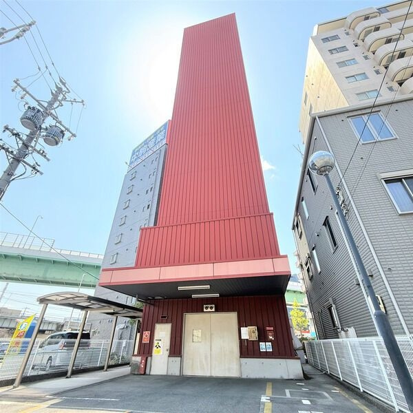 Medio18の駐車場
