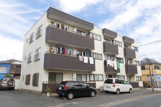 グランデ四季の外観