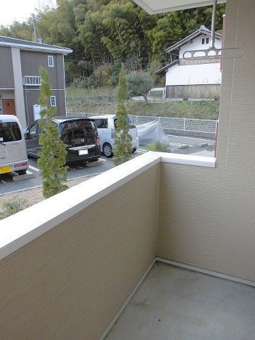 パパグラッチェ　Ｂのバルコニー|バルコニーがあります