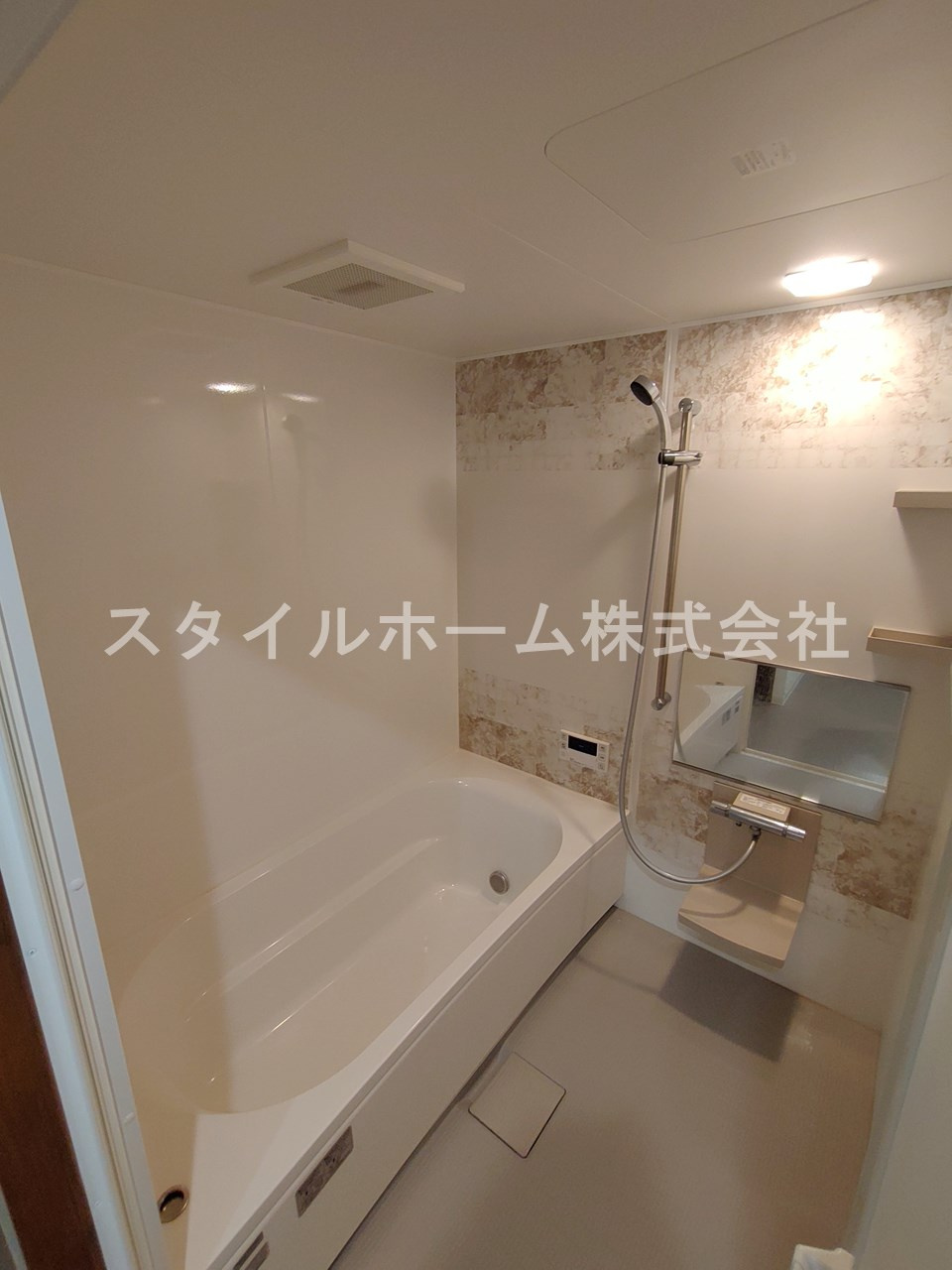フィオーレコリーナの浴室