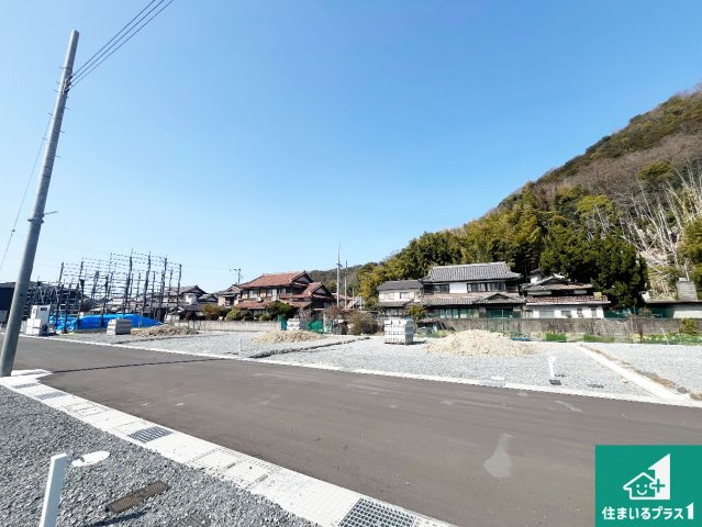 姫路市勝原区山戸　第4期　新築一戸建ての外観|周辺は落ち着いた街並みの住宅地！子育てがしやすい住環境です！まだ未完成ですが、現地でしかわからない事もございます。是非一度ご覧ください。