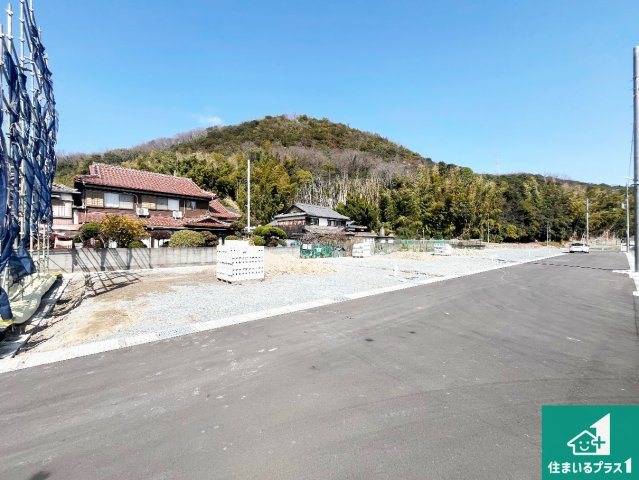 姫路市勝原区山戸　第4期　新築一戸建ての前面道路含む現地写真|周辺は落ち着いた街並みの住宅地！子育てがしやすい住環境です！まだ未完成ですが、現地でしかわからない事もございます。是非一度ご覧ください。