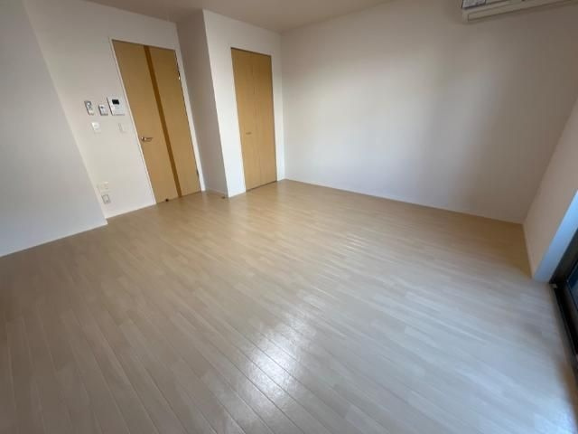 メゾン・ミライフの洋室