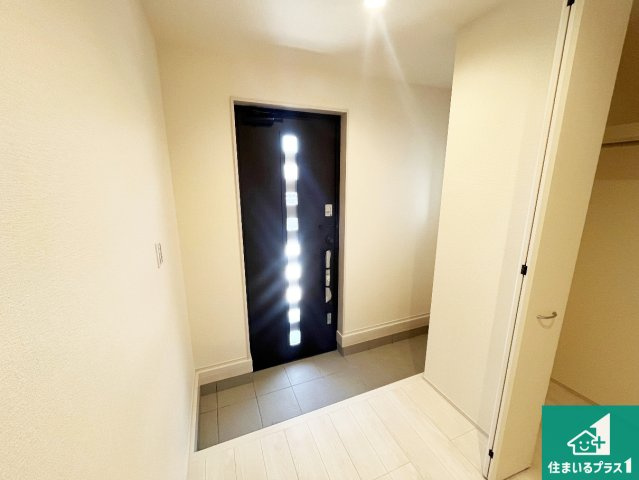 姫路市勝原区山戸　第4期　新築一戸建ての玄関|シューズボックスにはたくさんの靴が収納できるので玄関周りはいつもスッキリ！ご家族が増えても安心！