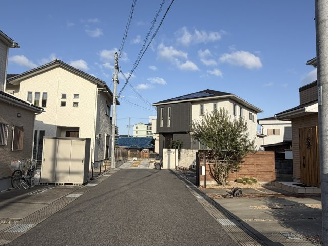 泉佐野市羽倉崎３丁目戸建の前面道路含む現地写真