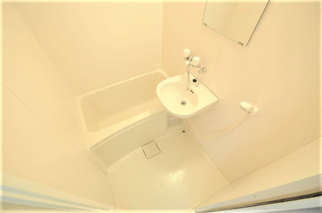 レオパレスＰｒｅｆｅｒｅｎｔｅの浴室