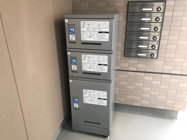 グロリアスのその他|宅配ボックス