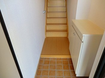 グランアウローラⅥの玄関