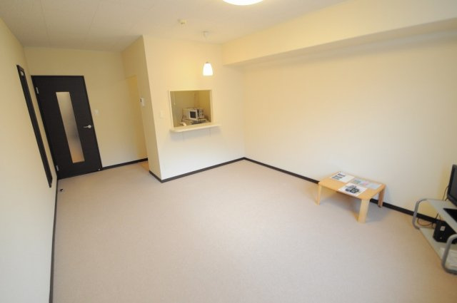 レオネクストスクエアの居間・リビング