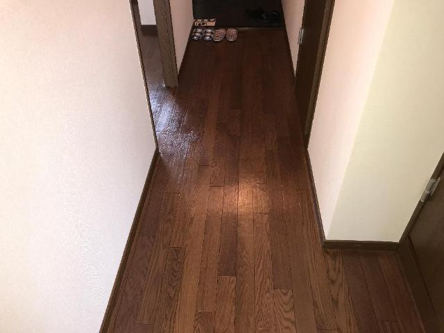 エスペランス　光の内装|洋室と玄関ホールは床張替え済み