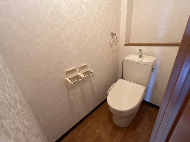 ラベンダー　ハイツのトイレ|冬も暖か温水暖房便座