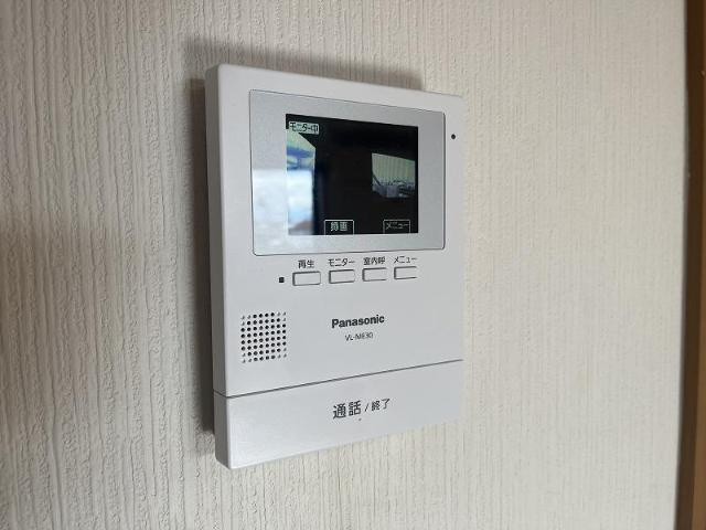 ラベンダー　ハイツの内装|録画機能付きのモニターホンに交換