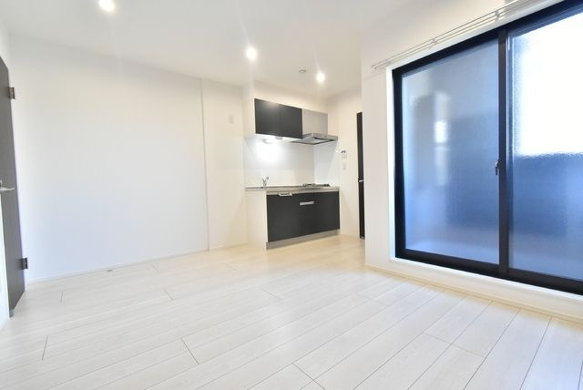 Ｃｈｅｒｉｍ柴田の居間・リビング