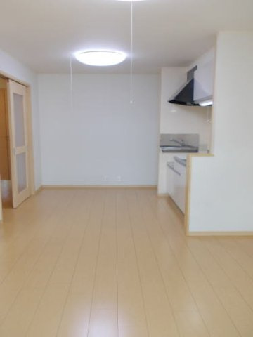 トレフル　Ｆの居間・リビング